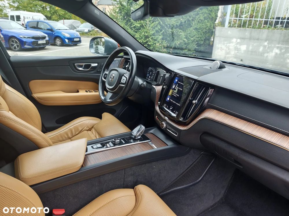 Volvo XC 60 - 18
