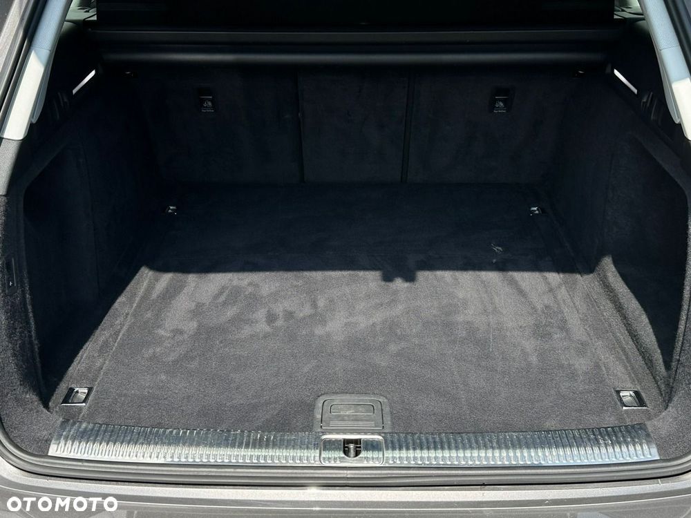 Audi A4 Avant 40 TDI mHEV Quattro S tronic - 14