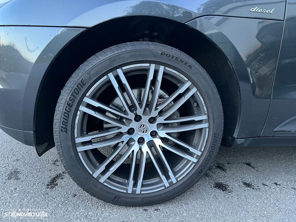 Porsche Macan S - 7