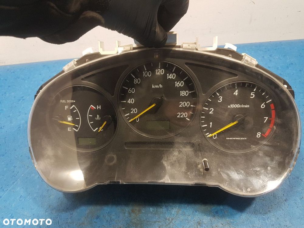 SUBARU IMPREZA II GD 2.0B LICZNIK 85012FE350 - 3