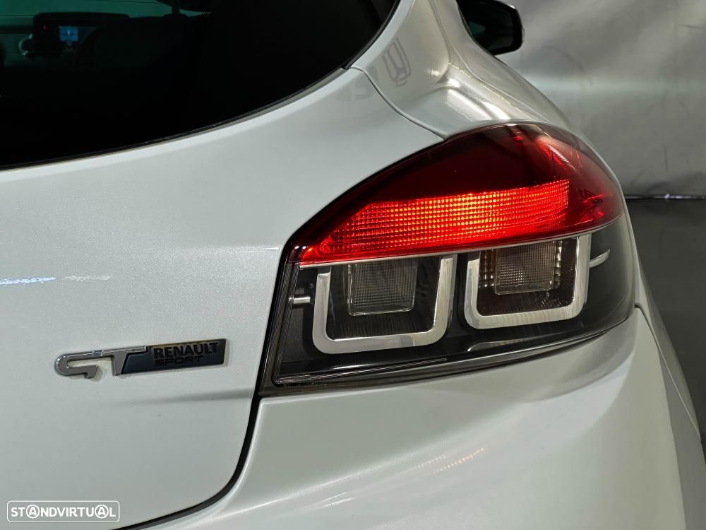 Renault Mégane Coupe 2.0 dCi Dyn. S - 55