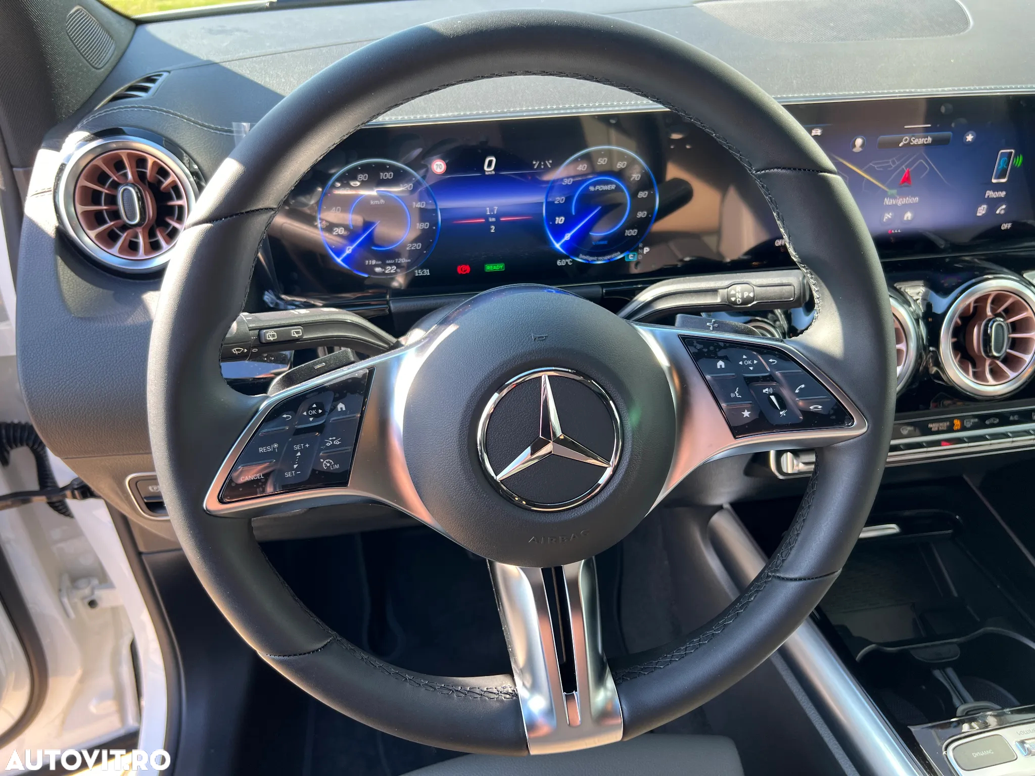 Mercedes-Benz EQA 250+ - 10