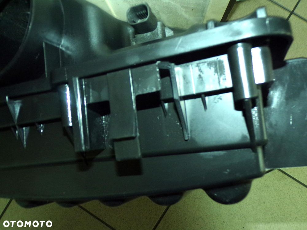 SPRINTER 906 CRAFTER 06- OBUDOWA FILTRA POWIETRZA - 5