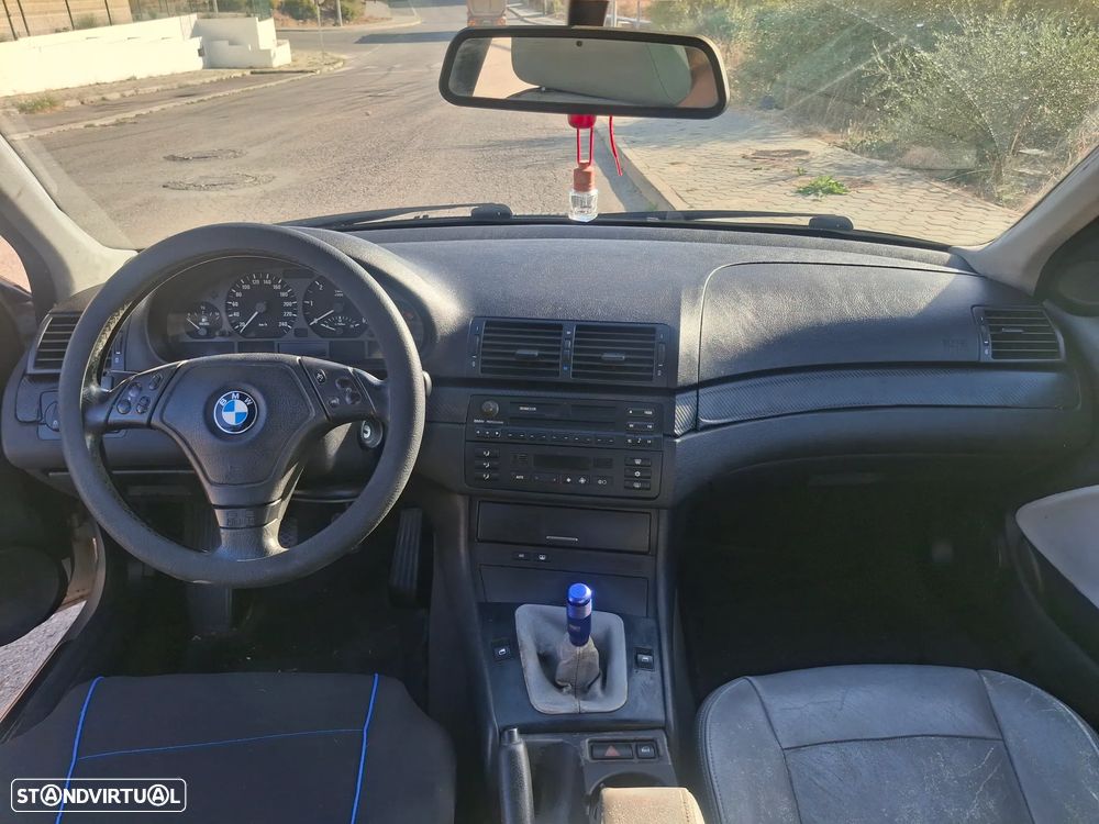 BMW 320 - 5