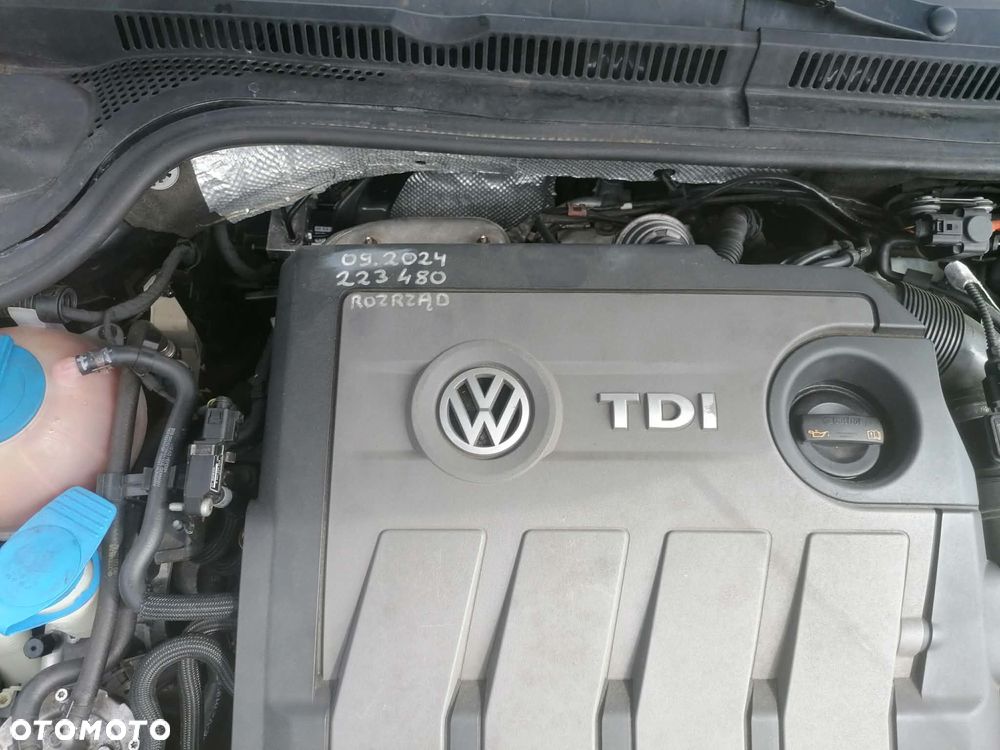 Volkswagen Jetta 1.6 TDI Comfortline - 8