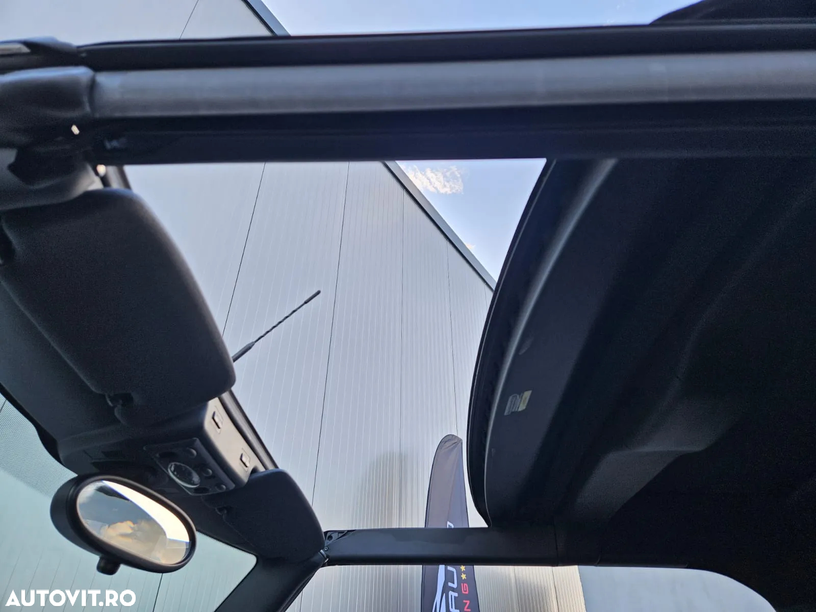 Mini ONE Cabrio Sidewalk - 29