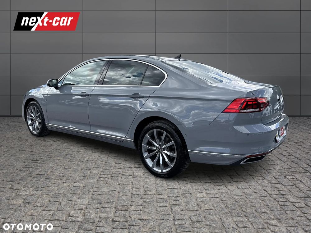 Volkswagen Passat 2.0 TSI Elegance DSG - 3