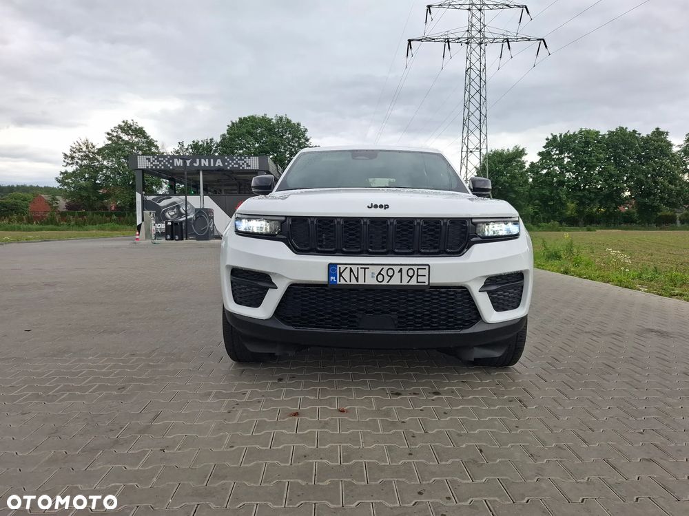 Jeep Grand Cherokee - 3