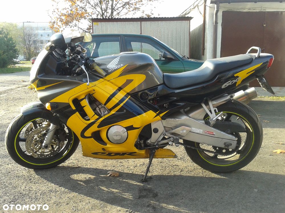 Honda CBR - 4