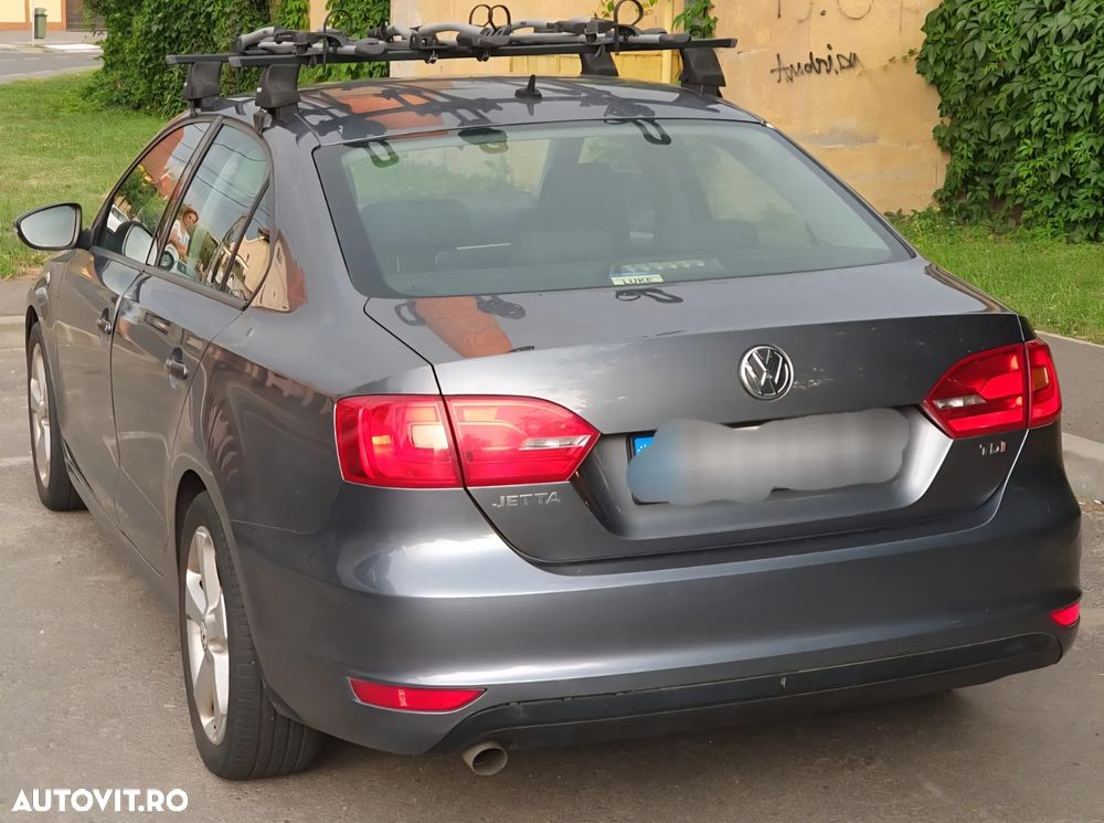 Volkswagen Jetta 1.6 TDI CR DPF Highline - 3