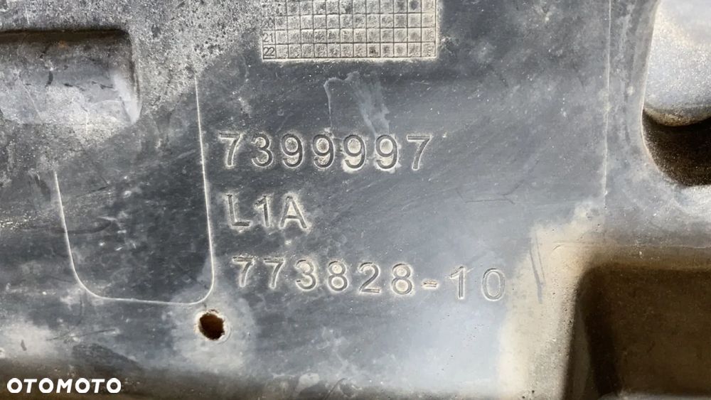BMW G01 G02 KIEROWNICA KANAŁ POWIETRZA DOLNY 7399997 - 2