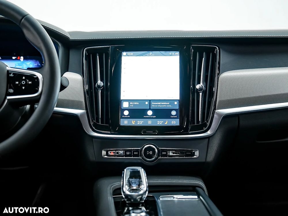 Volvo S90 B4 MHEV AT Plus Bright - 24