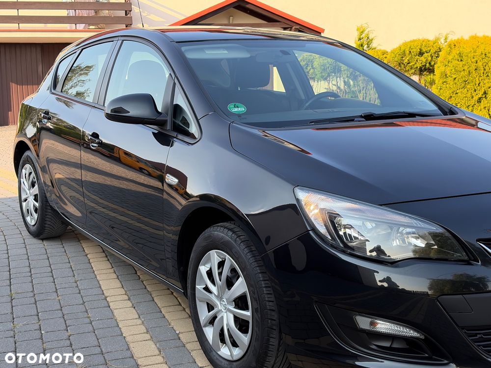 Opel Astra 1.4 Turbo Style - 10