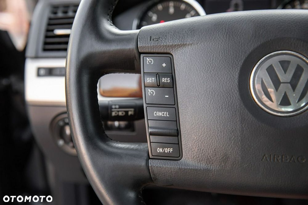 Volkswagen Touareg 3.0 V6 TDI DPF Tiptr - 23