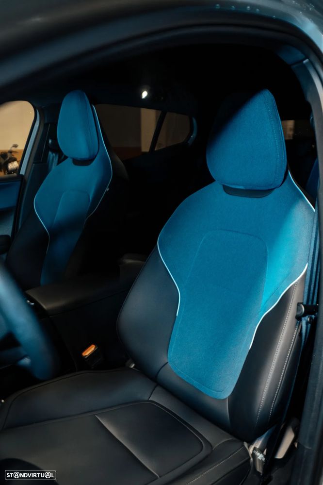 Volvo EX30 69 kWh Single Motor Extended Range Core - 19