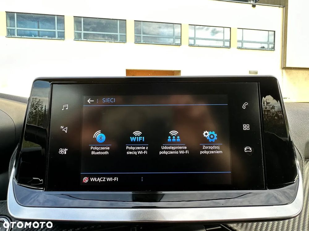 Peugeot 2008 BlueHDi 130 Allure S&S EAT8 - 38