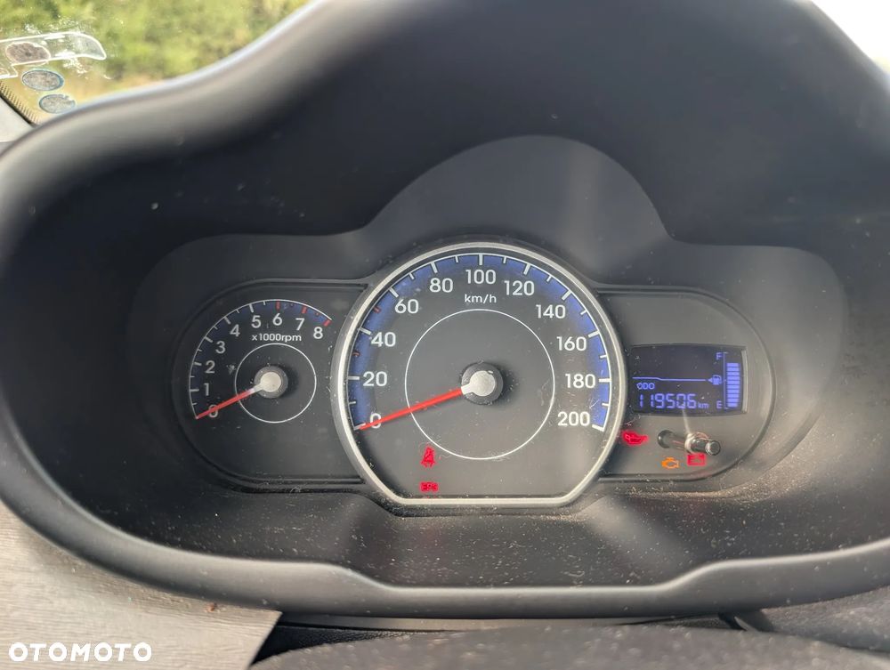 Hyundai i10 1.1 Classic + - 23