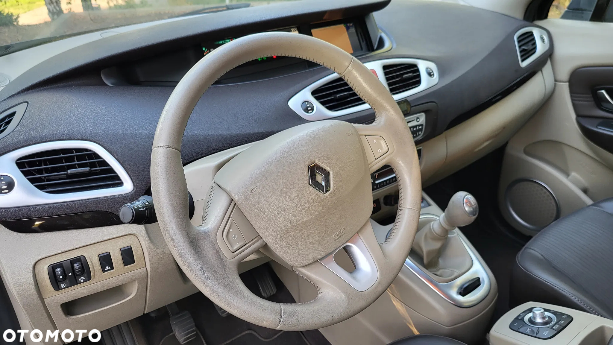 Renault Scenic - 9