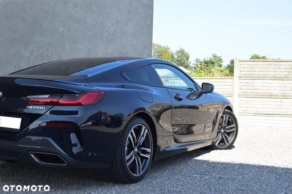 BMW Seria 8 - 3