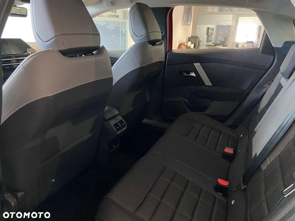 Citroën C4 1.2 mHEV Plus eDCT6 - 9