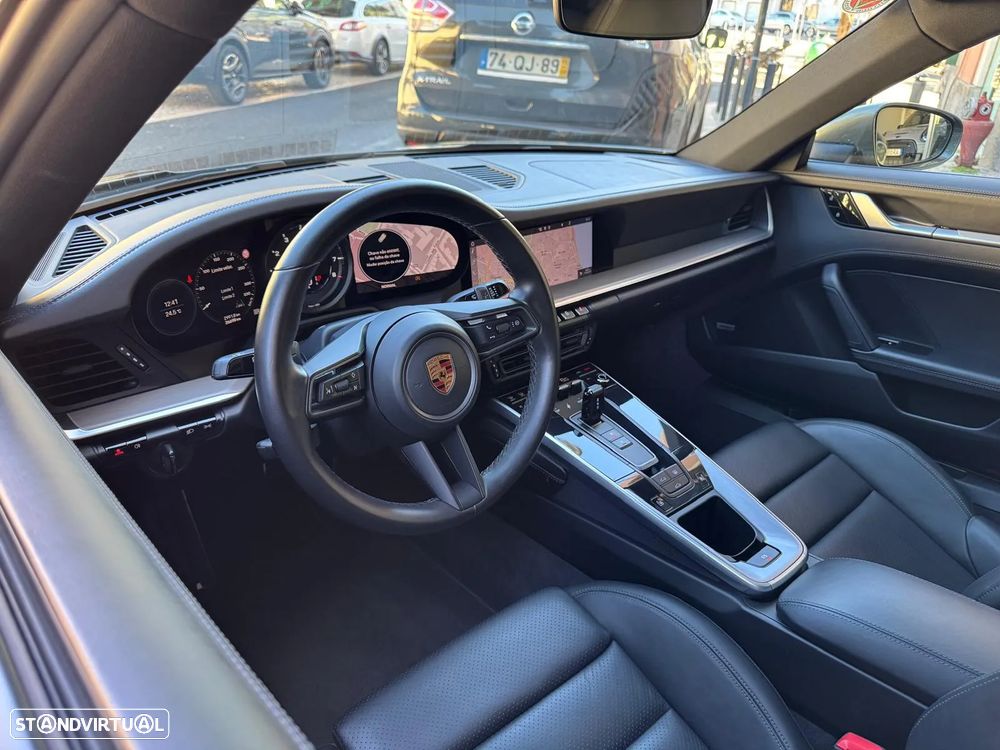 Porsche 911 (992) Carrera 4S PDK - 25