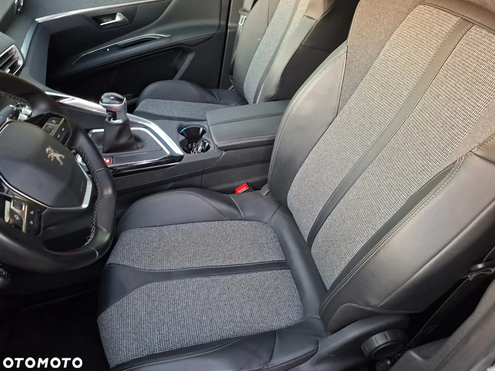 Peugeot 3008 1.5 BlueHDi Active S&S - 18