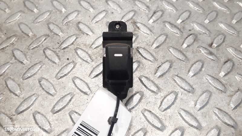 COMANDO DO ELEVADOR TRASEIRO ESQUERDO KIA RIO IV 1.4 CRDI 90 90CV 1396CC - 1
