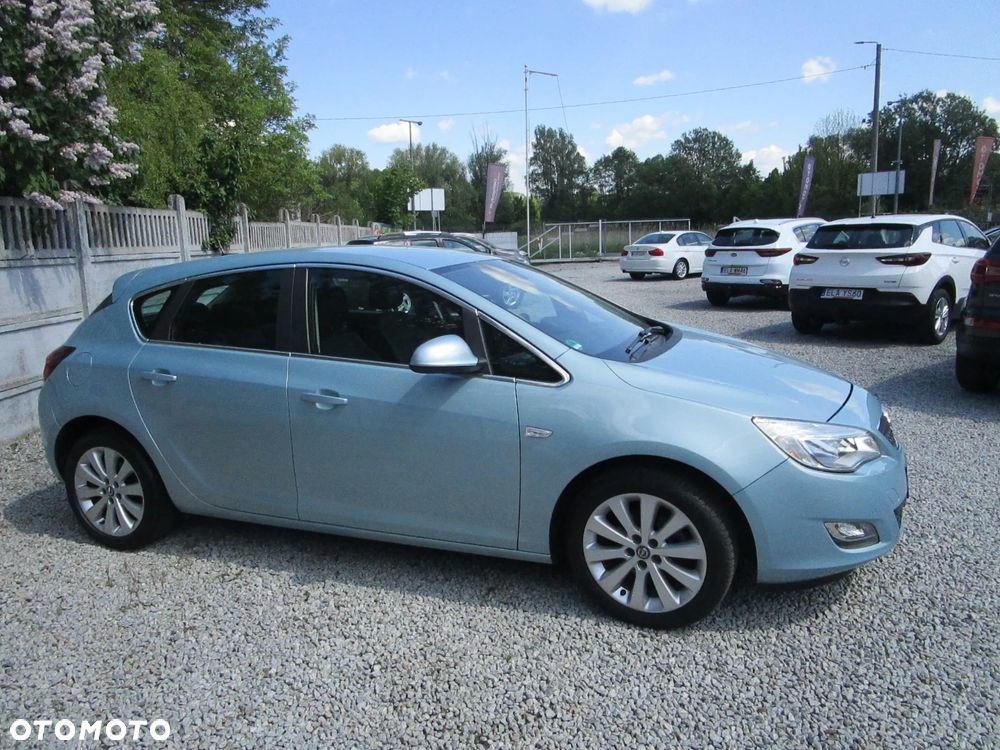 Opel Astra 1.6 Design Edition - 7