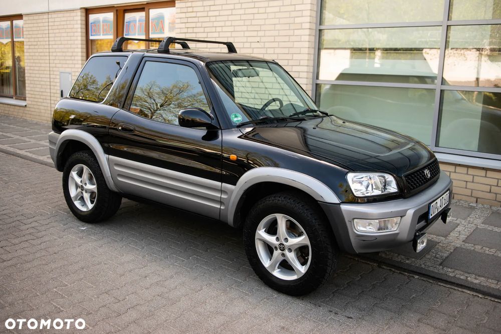 Toyota RAV4 - 11