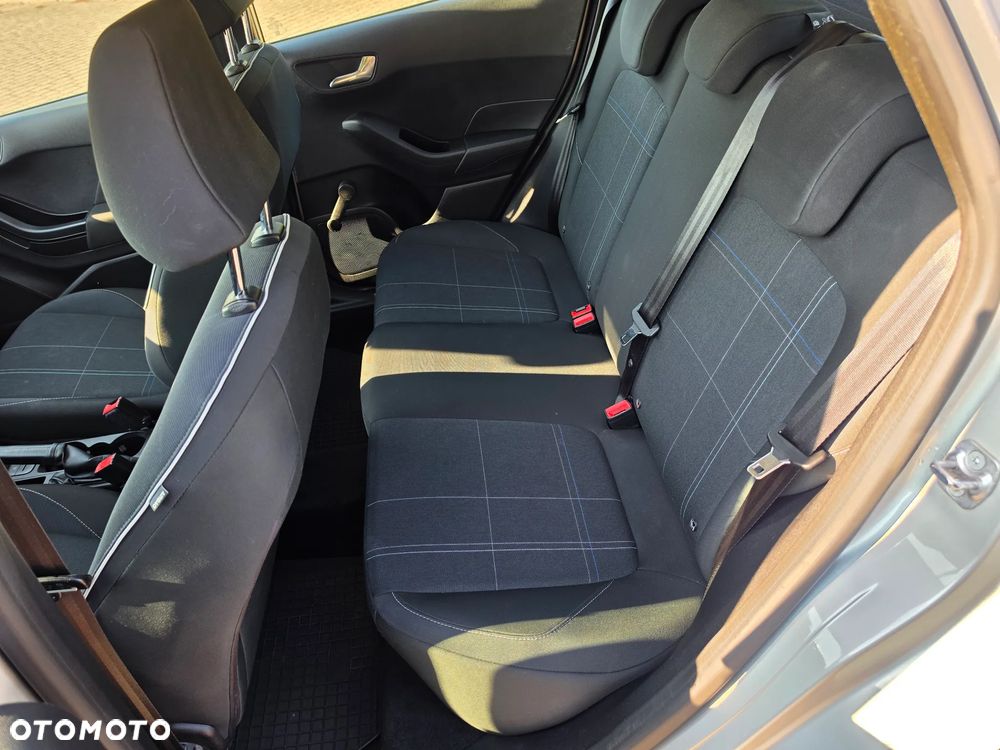 Ford Fiesta - 10