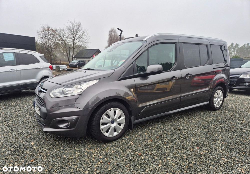 Ford Tourneo Connect Grand - 23