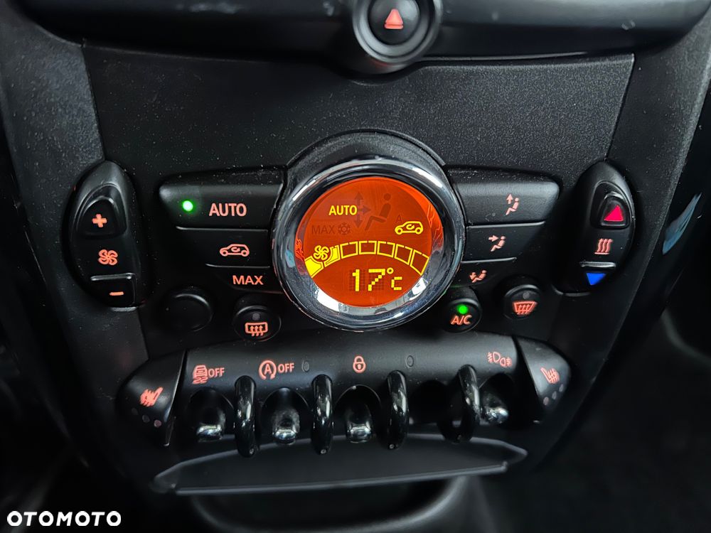 MINI Countryman One D Blackyard - 35