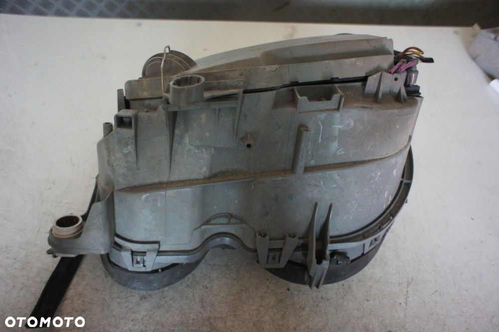 MERCEDES W210 LAMPA PRAWY PRZÓD - 4