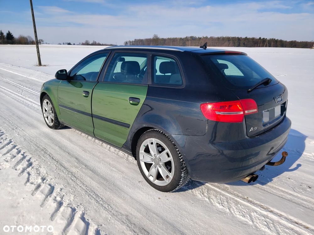 Audi A3 Sportback 2.0 TDI Ambiente - 3