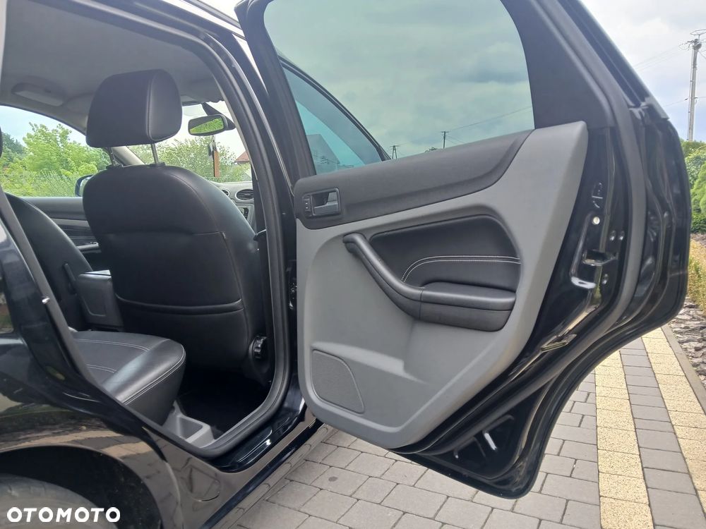 Ford Focus 1.8 FF Gold X - 25