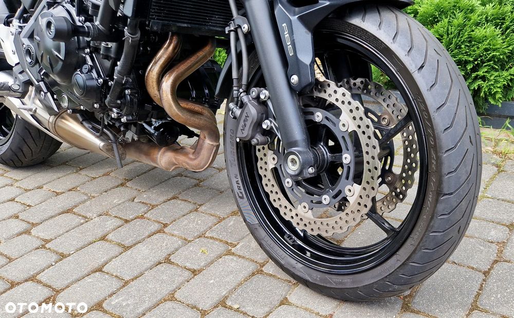Kawasaki Z 650 - 11