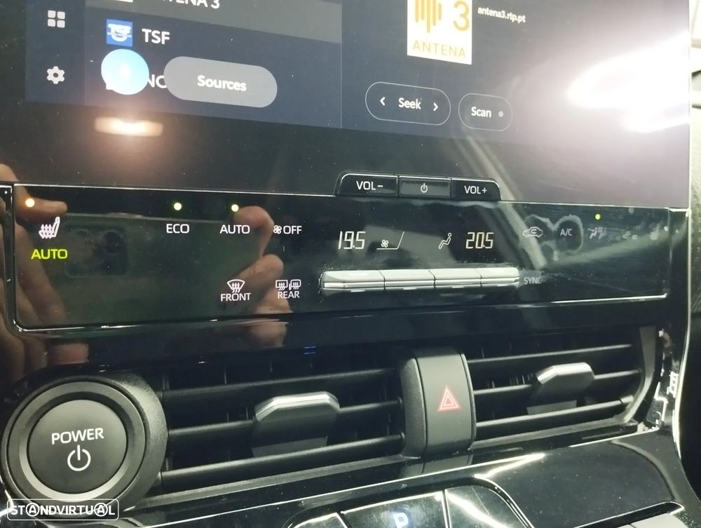 Toyota bZ4X 71,4 kWh Premium - 34