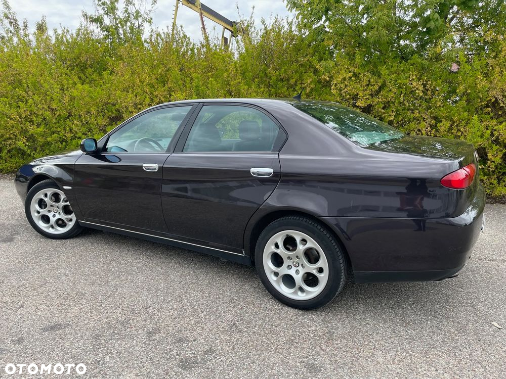 Alfa Romeo 166 2.4 JTD Distinctive - 3