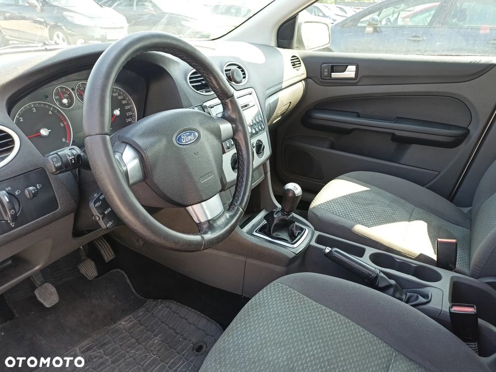 Ford Focus - 7
