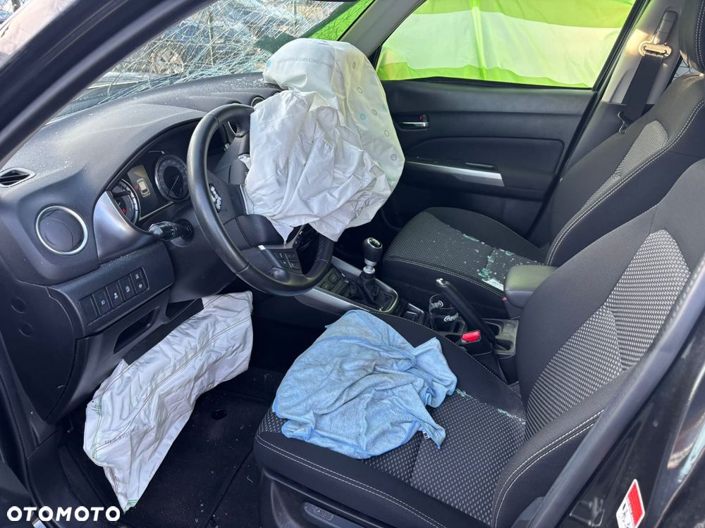 Suzuki Vitara 1.4 Boosterjet SHVS Premium 2WD - 5
