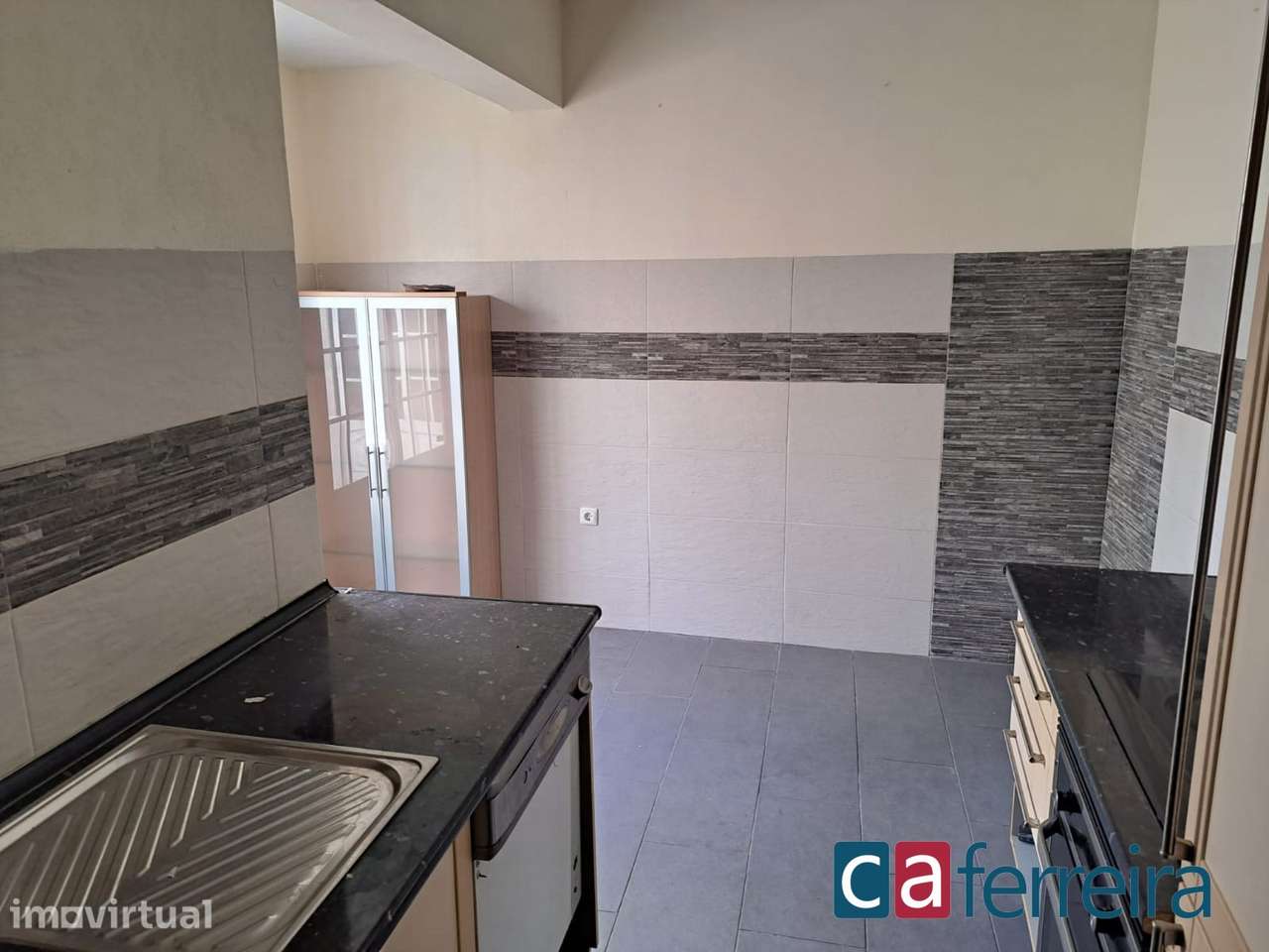 Moradia T3+T1 recuperada com  rentabilização Santarém - Grande imagem: 2/16