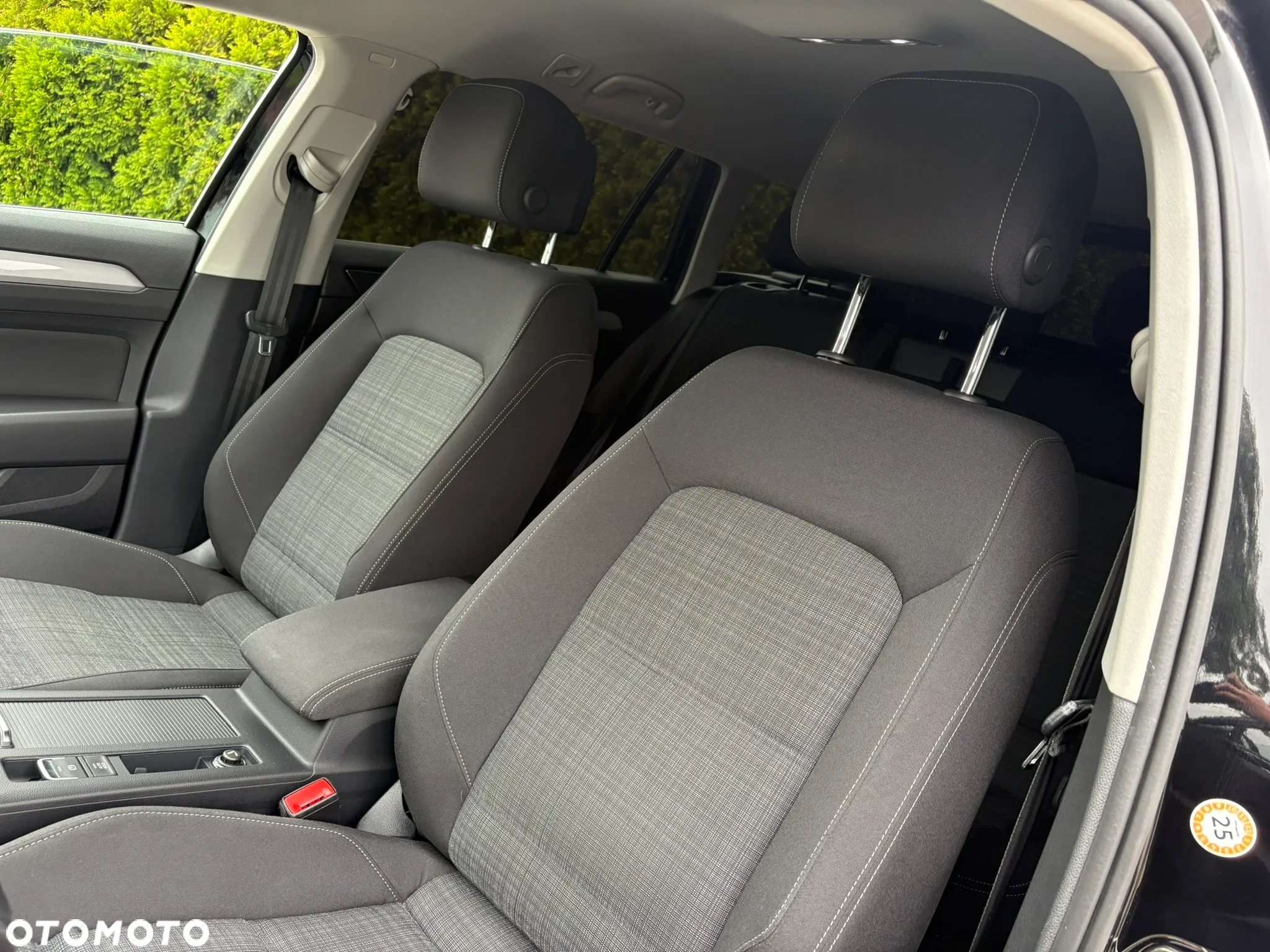 Volkswagen Passat Variant 2.0 TDI SCR DSG Conceptline - 21