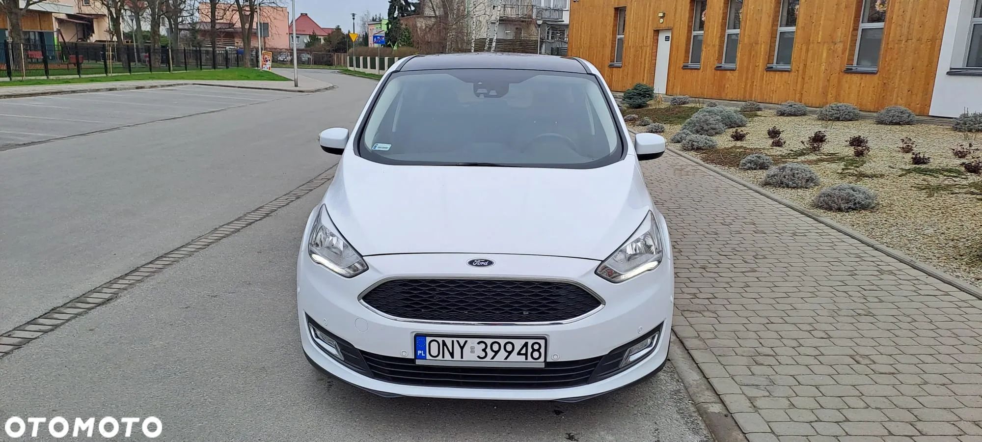 Ford C-MAX - 1
