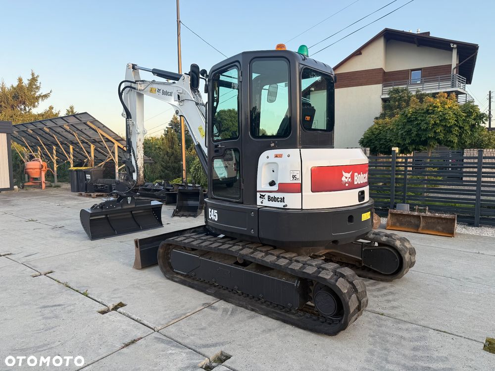 Bobcat E45 - 3