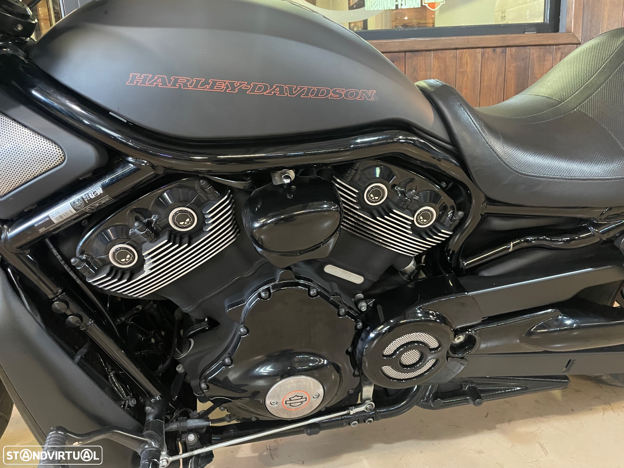 Harley-Davidson VRSCD X Night Rod Special - 13