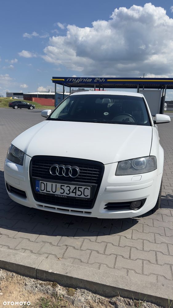Audi A3 Sportback - 2