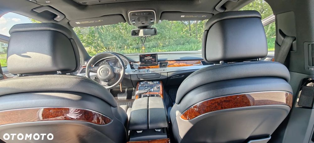Audi A8 - 6