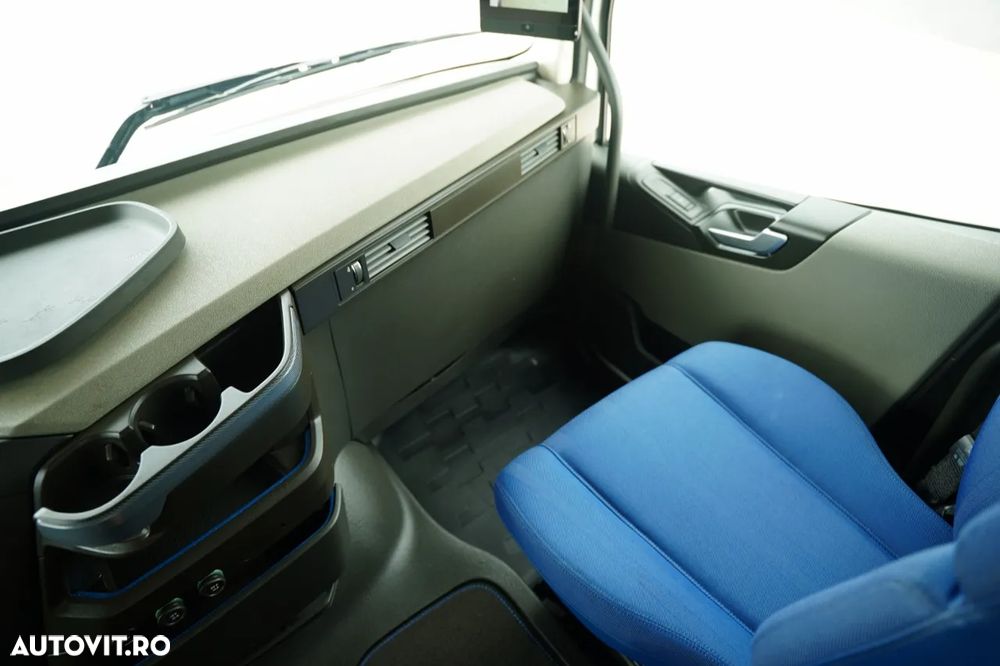 Volvo FH 460 / CORTINĂ - 7.75 M / I-SAVE / AER CONDIȚIONAT PARCARE / PUNTE RELAXABILĂ / DIRECȚIE / CORTINĂ RANFORSATĂ - 28