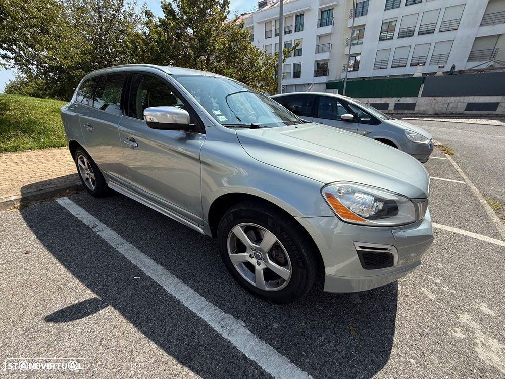 Volvo XC 60 2.0 D4 R-Design Start/Stop - 2