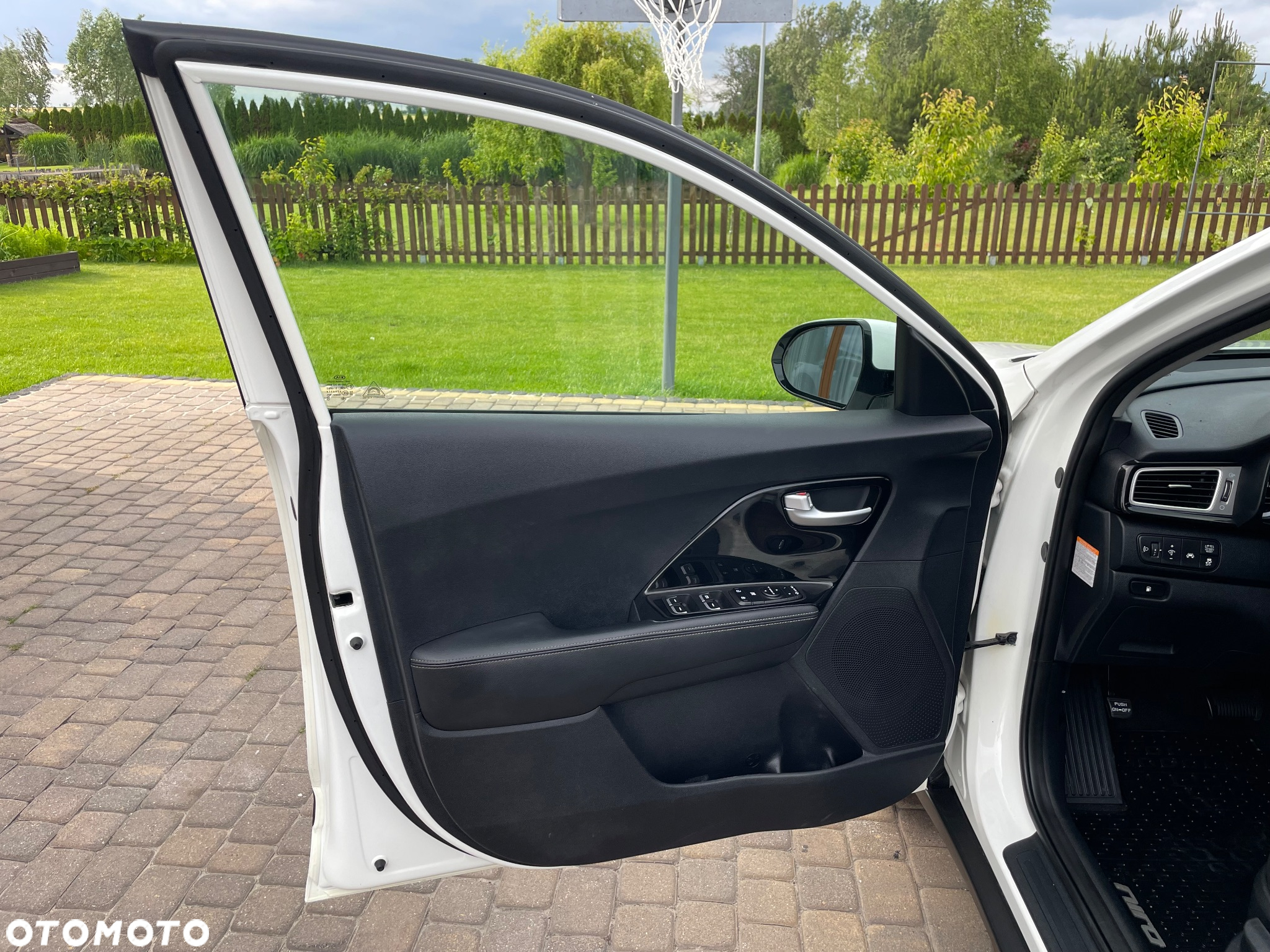 Kia Niro - 26